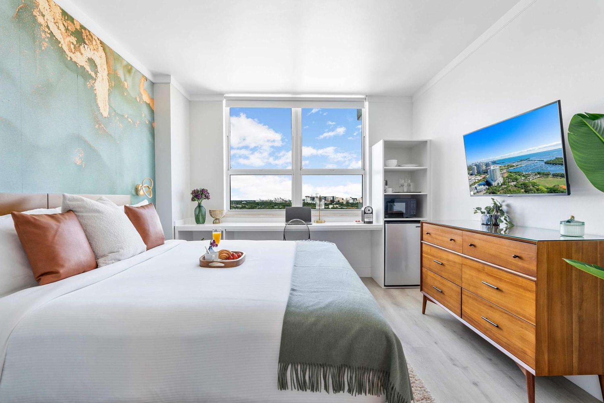 Mvr Floor To Ceiling Wow In Every Miami